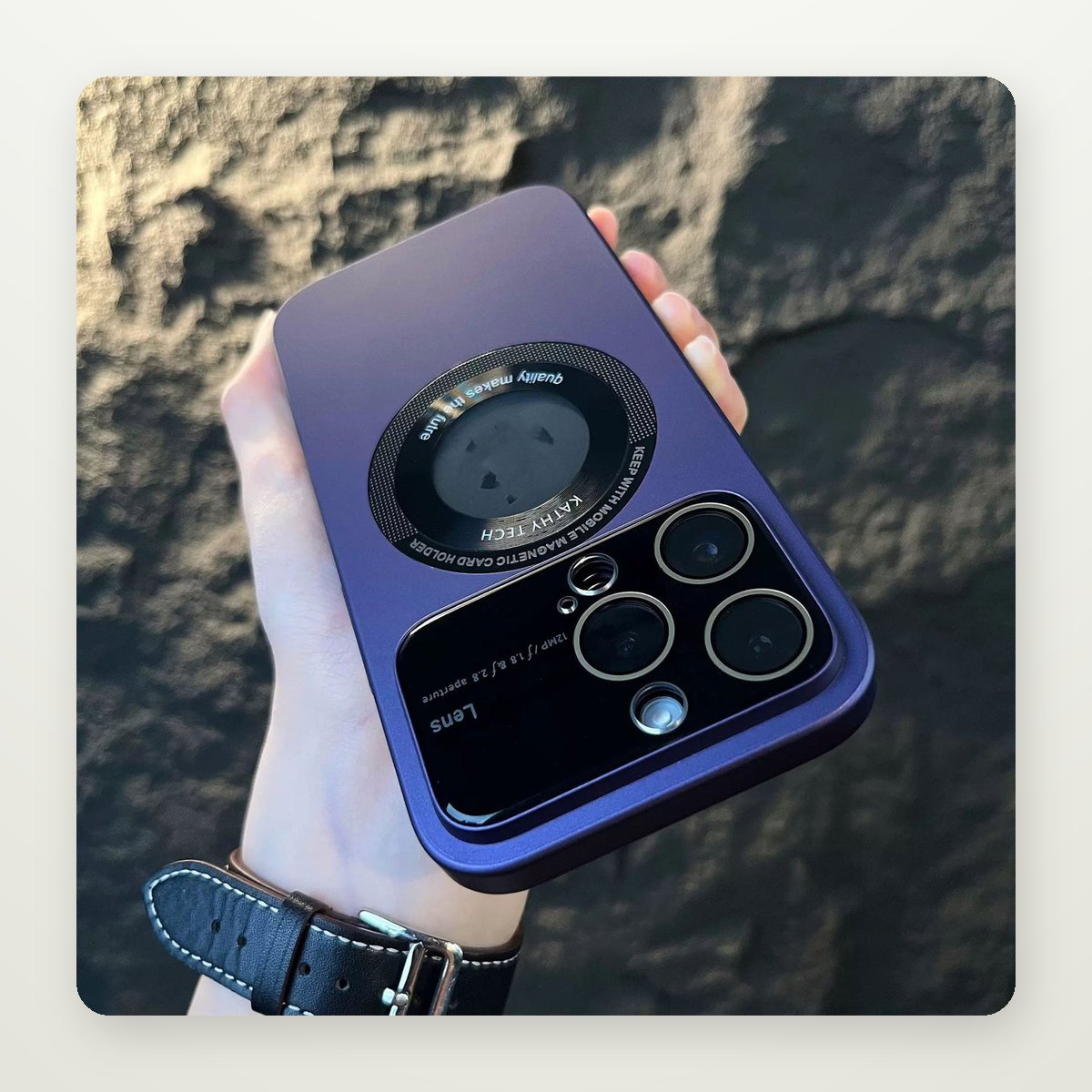 Large-Window MagSafe Case for iPhone 15
