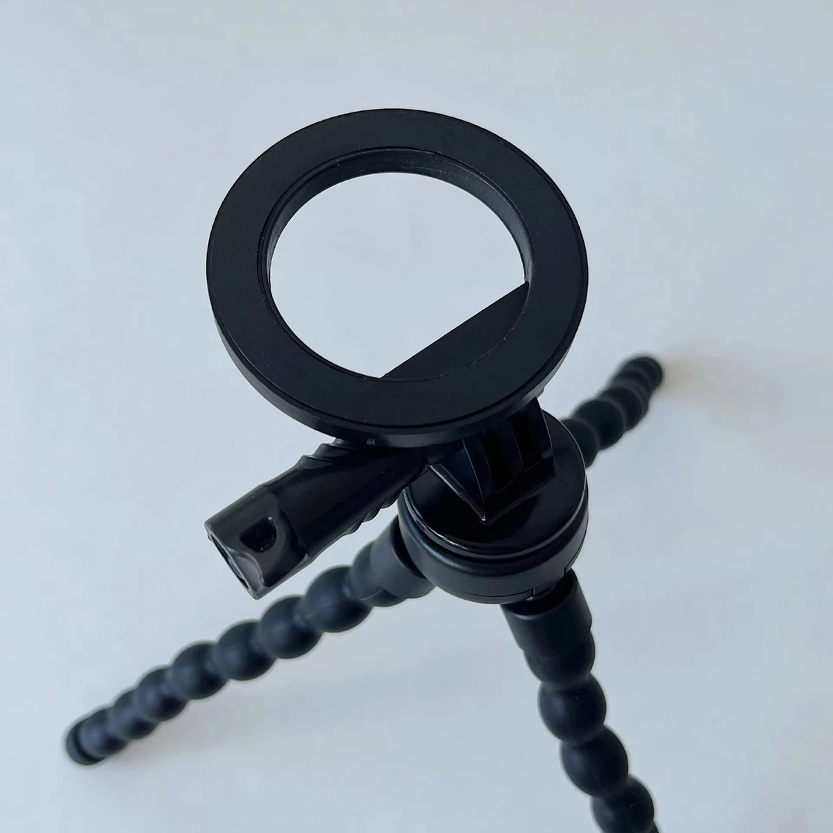 Magnetic octopus mini tripod, view 6