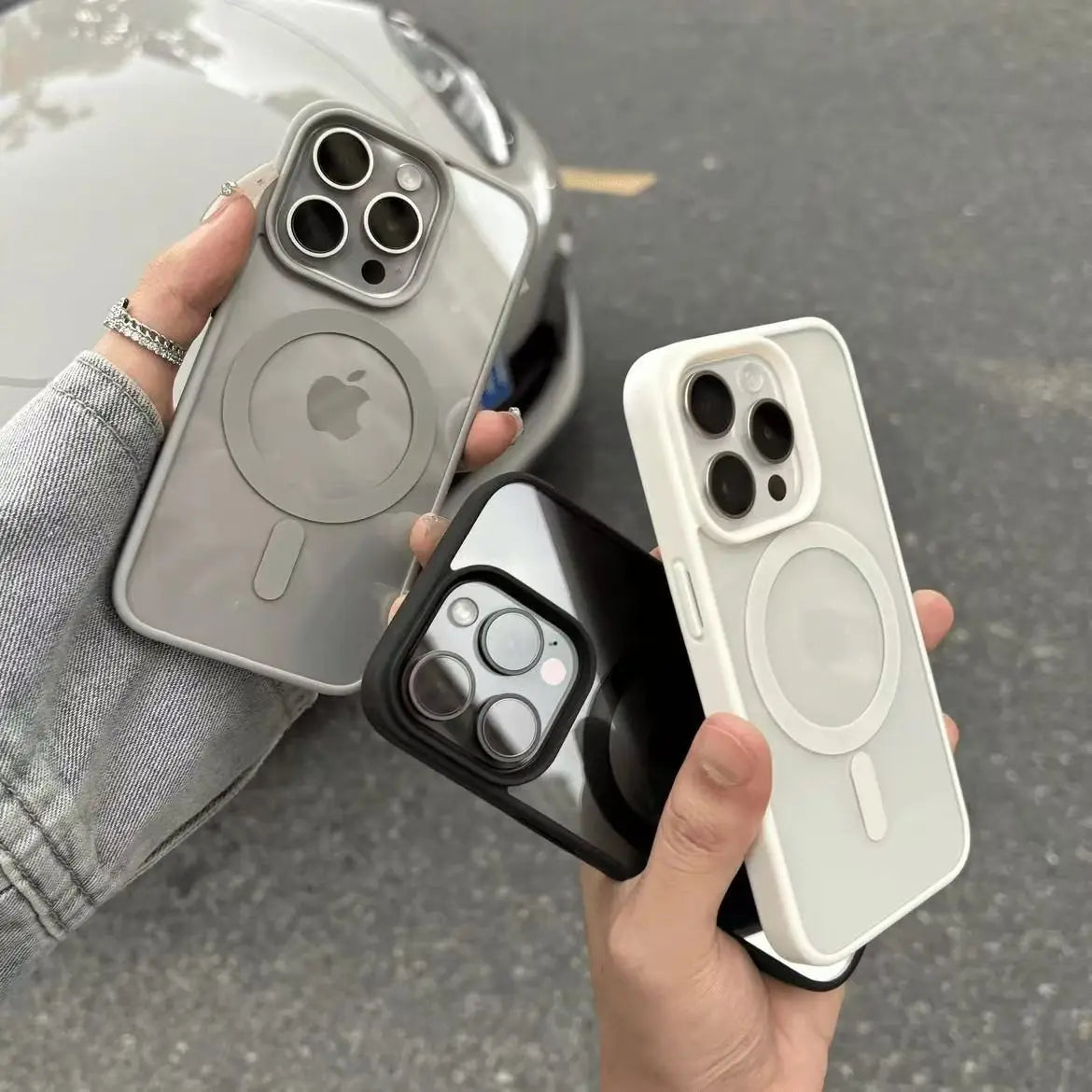 Shockproof clear MagSafe case for iPhone 11–17, view 4