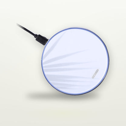 Mirror-Finish 10W Wireless Charging Pad — GripLux (5)