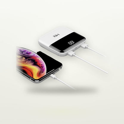 Compact 10,000mAh Power Bank with Display — GripLux (8)