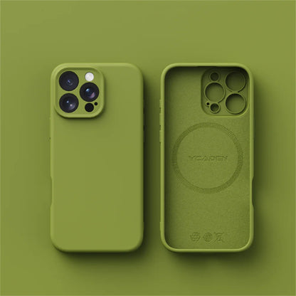 Liquid silicone MagSafe case for iPhone 13–18, green