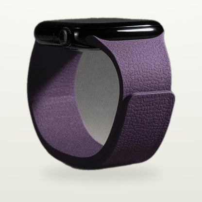 Liquid Silicone Band – Apple Watch Series 12 — view 3